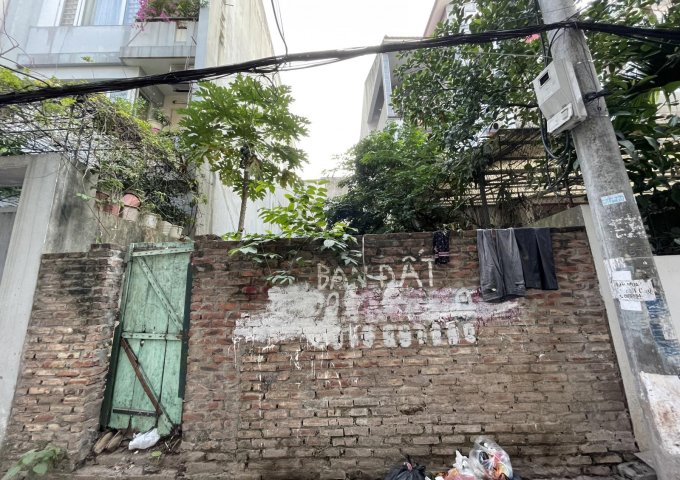 CẦN BÁN LÔ ĐẤT THỔ CƯ, MẶT TIỀN 5M, NGÕ OTO VÀO ĐƯỢC, CÁC NGÕ TO THÔNG NHAU TẠI BỒ ĐỀ -LONG BIÊN