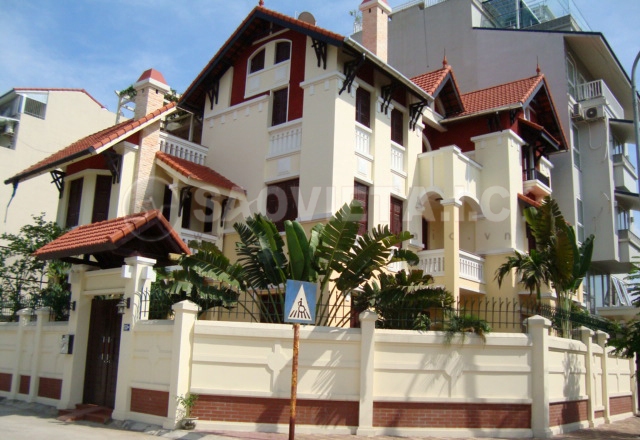 Bán biệt thự khu đấu giá Vườn Đào, Tây Hồ 