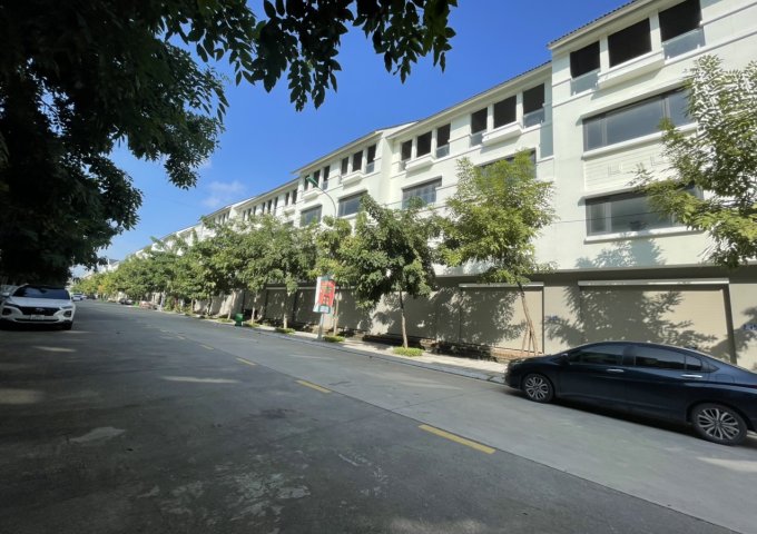 SẴN HÀNG LÔ B50 GẦN MẶT ĐƯỜNG LÊ TRỌNG TẤN 