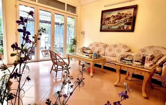 CHỦ CẦN BÁN CĂN NHÀ 5 TẦNG MT TẠI PHỐ LẠC LONG QUÂN