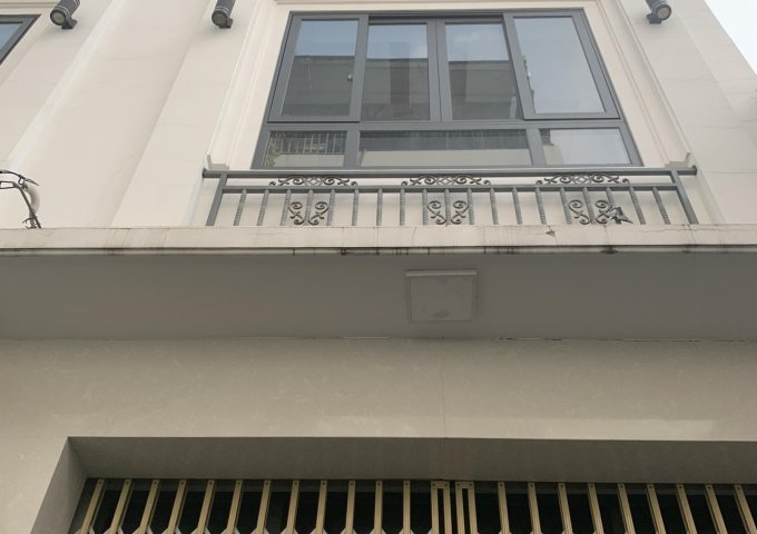 Bán Nhà Bùi Tư Toàn, 1 trệt, 2 lầu  4ty5tr  P. Bình Trị Đông A, Bình Tân.