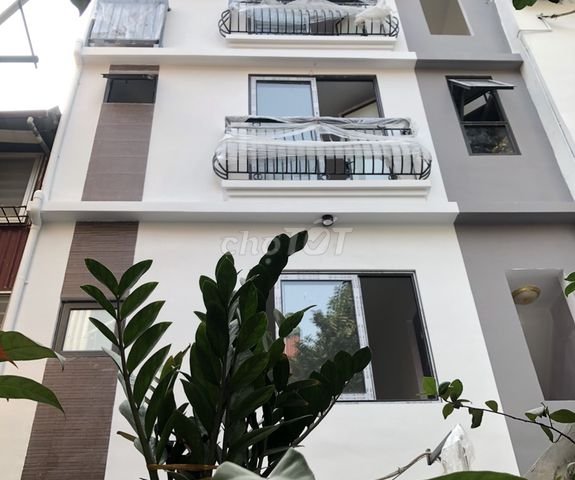 Chính chủ cần bán nhanh nhà trong ngõ phố Hàng Bài, trung tâm Hoàn Kiếm