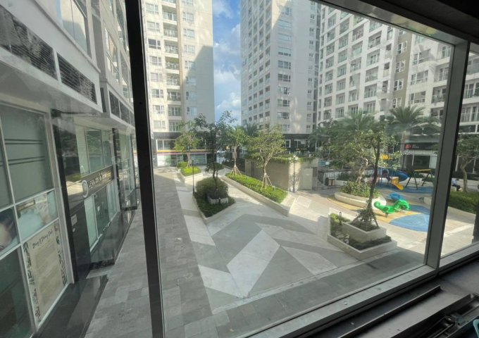 Cho thuê shophouse Sky Center DT 186m2 vị trí góc #40 Triệu gần sân bay Tel 0942*811*343 Tony (Zal/Viber/phone) đi xem bất cứ lúc nào!