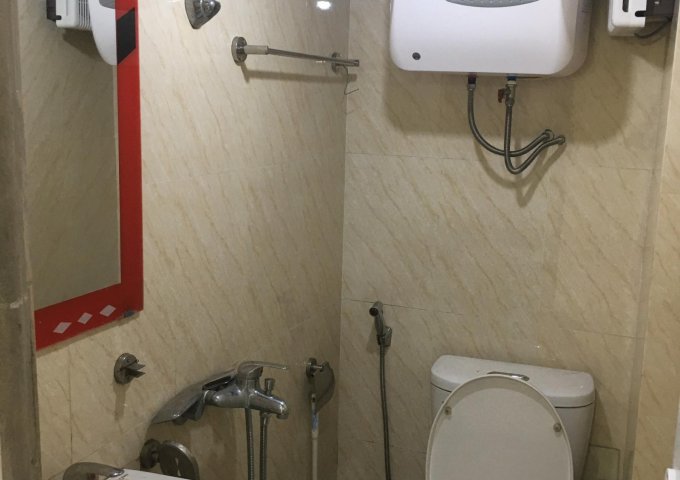 Cho thuê chung cư mini tầng 5 diện tích 45m 2 ngủ 1 khách, cạnh hồ Phương Liệt, Thanh Xuân