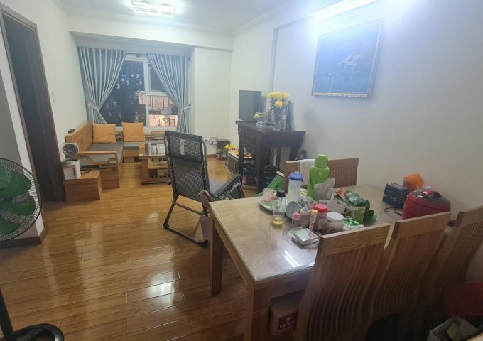 Chính chủ cần bán căn hộ chung cư tầng 4 Fuji residence block B , Phước Long B, Q9, HCM