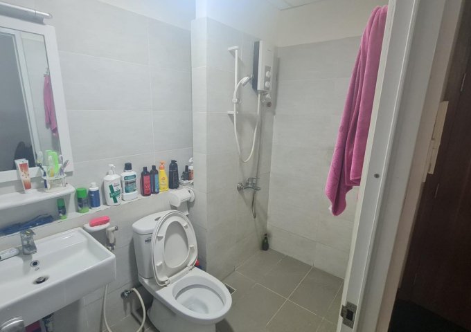 Chính chủ cần bán căn hộ chung cư tầng 4 Fuji residence block B , Phước Long B, Q9, HCM