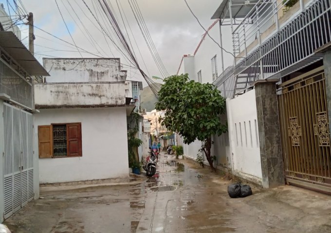 CHÍNH CHỦ BÁN NHÀ NGUYỄN BIỂU - NHA TRANG - KHÁNH HÒA