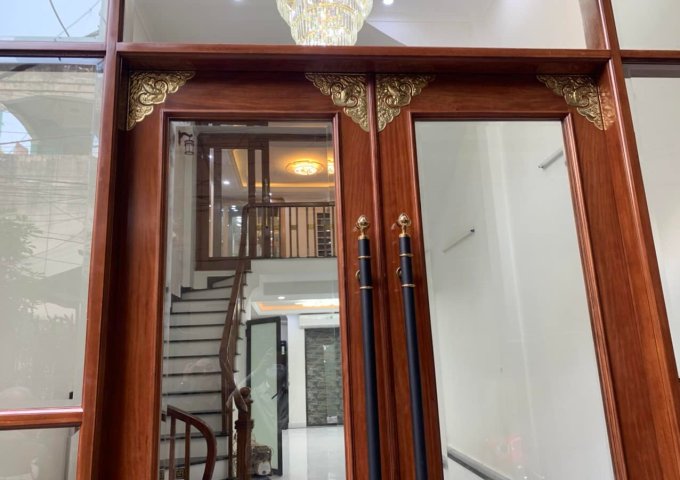 BÁN NHÀ ĐẸP GIÁP NHỊ HOÀNG MAI – Ô TÔ ĐỖ CỬA – GIÁ RẺ GIẬT MÌNH 40M2 CHỈ 4 TỶ 29