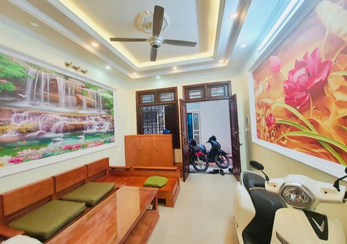 cần bán nhà ngõ 331 bát khối ,long biên gia lâm ,hà nội