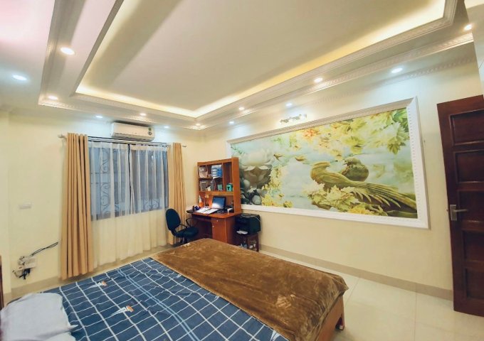 cần bán nhà ngõ 331 bát khối ,long biên gia lâm ,hà nội