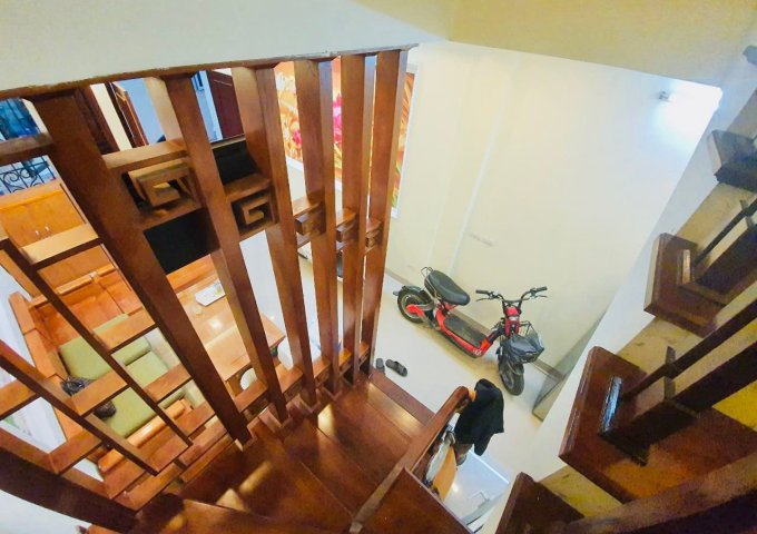 cần bán nhà ngõ 331 bát khối ,long biên gia lâm ,hà nội