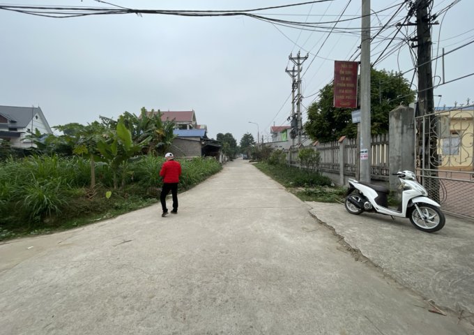 Bán 176m2 lô góc 2 mặt đường tại Tân Hương, Phổ Yên, Thái Nguyên cách cao tốc TN-HN 100m