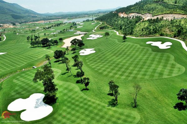 Bán biệt thự sân golf Tam Đảo, Tam Đảo, Vĩnh Phúc. Gía 13,5 tỷ LH: 098.991.6263