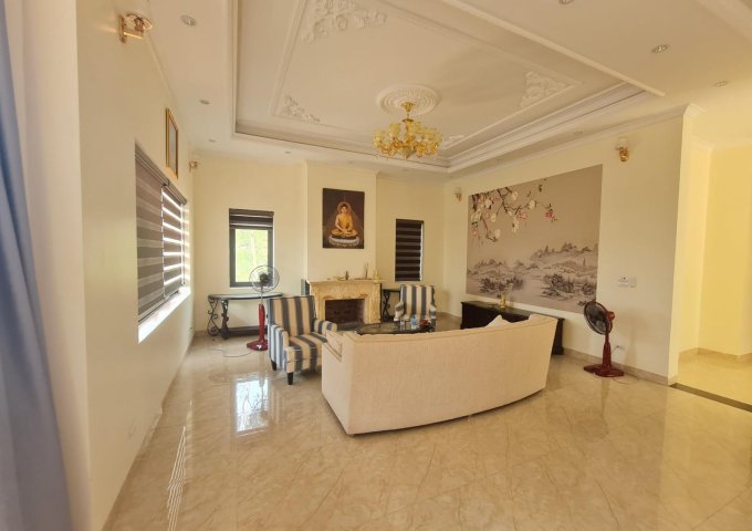 Bán biệt thự sân golf Tam Đảo, Tam Đảo, Vĩnh Phúc. Gía 13,5 tỷ LH: 098.991.6263