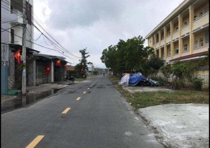 Bán đất đường Xuân Thiều 33, Hòa Hiệp Nam, Liên Chiểu. DT: 96 m2. Giá: 2,5 tỷ