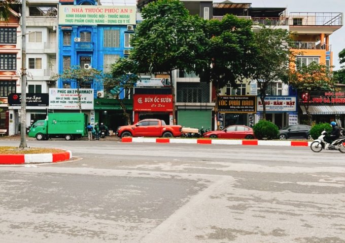 Bán nhà mặt phố Nguyễn Khuyến - Hà Đông