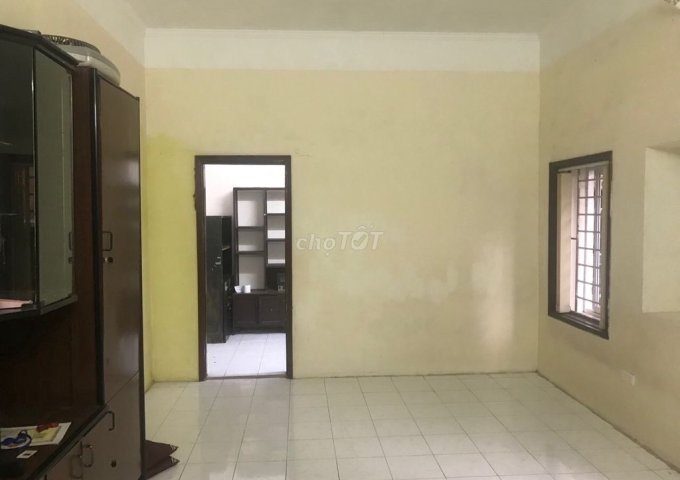 Chính chủ cho thuê nhà tập thể Dốc Thọ Lão, Lò Đúc, Hai Bà Trưng, Hà Nội.