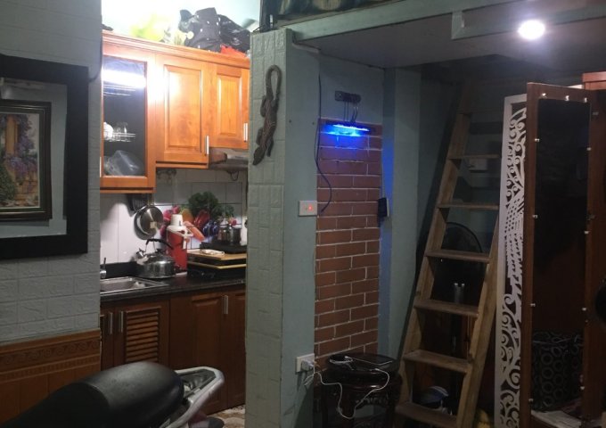 Cần bán gấp căn chung cư mini tầng 1 có gác xép Ngách 65/2 Phố Phúc Xá, Ba Đình, Hà Nội