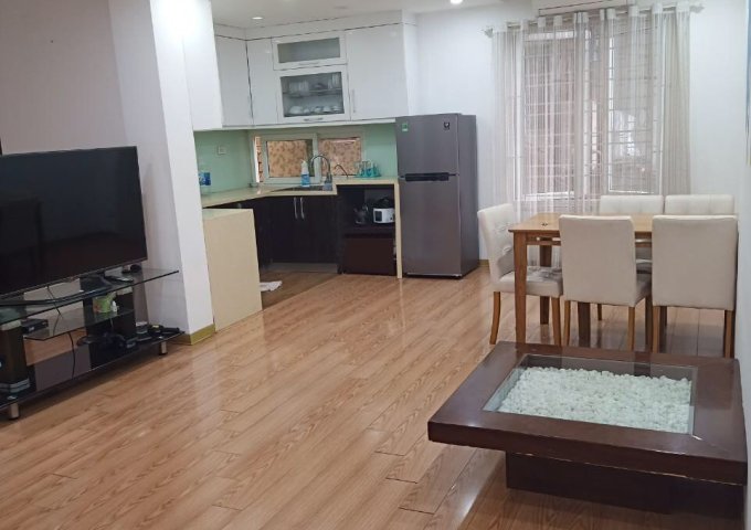 Cho thuê tập thể D16 Phương Mai, 3 phòng ngủ - 2vs, 100m2, đủ đồ, 11 triệu/tháng. LH 0377983070 