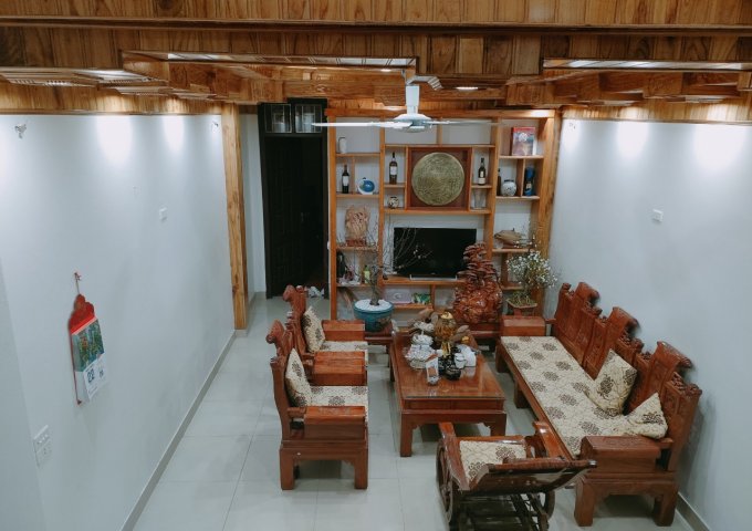 Nhà đẹp ở Khu 204 Chùa Hà - Vĩnh Yên Địa chỉ: Khu DC E 204, xã Định Trung,thành phố Vĩnh Yên, tỉnh Vĩnh Phúc