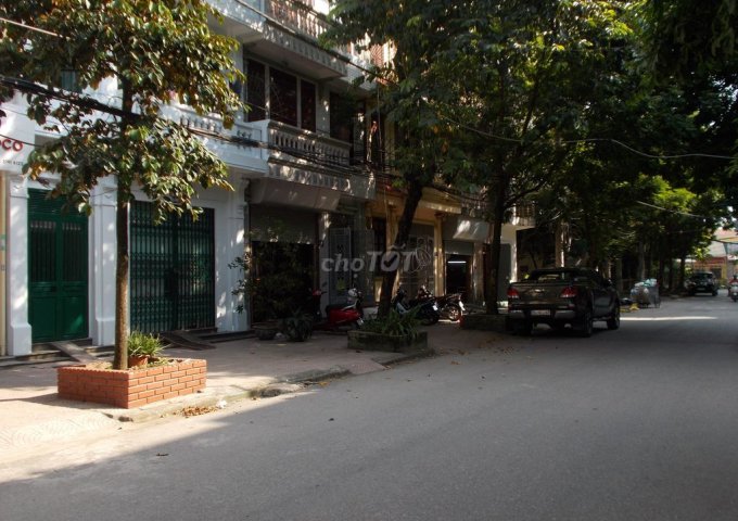 Cho thuê tầng 3, 4 nhà 5D2 khu Dự án nhà Cầu Diễn, P Phú Diễn, Bắc Từ Liêm, Hà Nội.