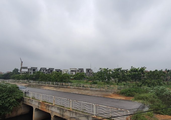 Bán căn biệt thự Hồ Thiên Nga, Vĩnh Yên. Lh 0974209946