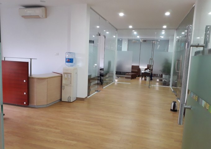 Cho Thuê văn phòng có đầy đủ trang thiết bị đạt chuẩn tại Nguyên Hồng, Đống Đa, Hà Nội.