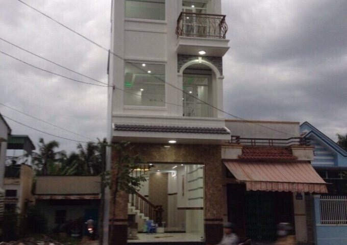  Nhà bán 2 lầu mặt tiền Đồng Văn Cống,vị trí đẹp,dt 4.48x12.5,hướng Nam,giá 6 tỷ 