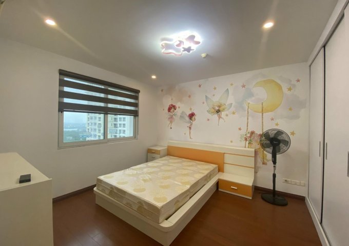 Bán căn hộ chung cư tại Dự án Khu đô thị Nam Thăng Long - Ciputra, Tây Hồ,  Hà Nội diện tích 153m2  giá 5.5 Tỷ