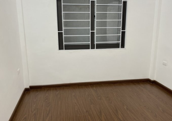 Bán nhà ngõ 559 Kim Ngưu, HBT,Hà Nội. DT 45m2x5T mới giá 4.4 tỷ 