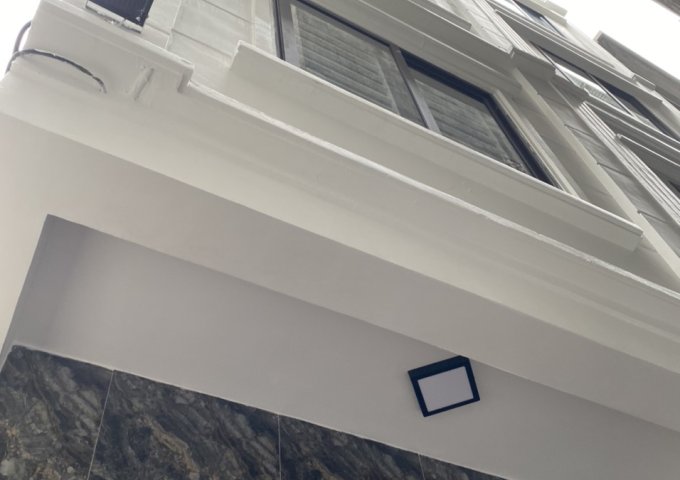 Bán nhà ngõ 559 Kim Ngưu, HBT,Hà Nội. DT 45m2x5T mới giá 4.4 tỷ 