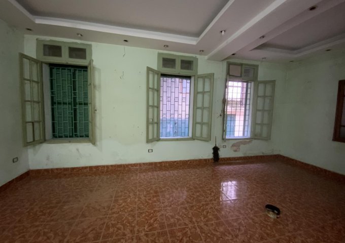 Cho thuê tầng 1 nhà 68 trần quốc toản, hoàn kiếm, hà nội: làm văn phòng hoặc kinh doanh.