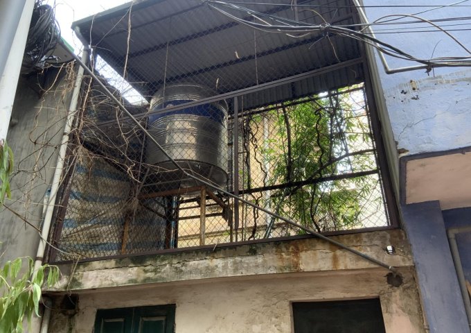 Cho thuê tầng 1 nhà 68 trần quốc toản, hoàn kiếm, hà nội: làm văn phòng hoặc kinh doanh.