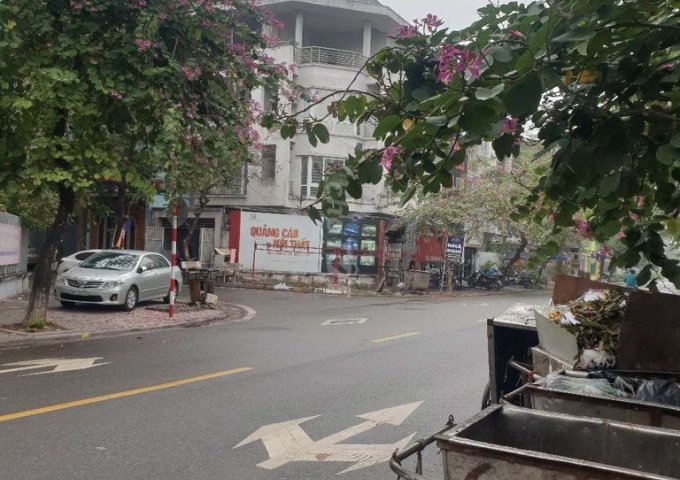 Cho thuê nhà căn góc 2 mặt tiền 90m2 x 2 tầng Khu đô thị mới Văn Phú, Hà Đông, Hà Nội