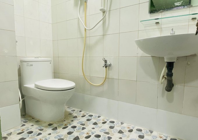 CHÍNH CHỦ CẦN BÁN GẤP NHÀ 1 TRỆT 3 LẦU TẠI QUẬN TÂN BÌNH