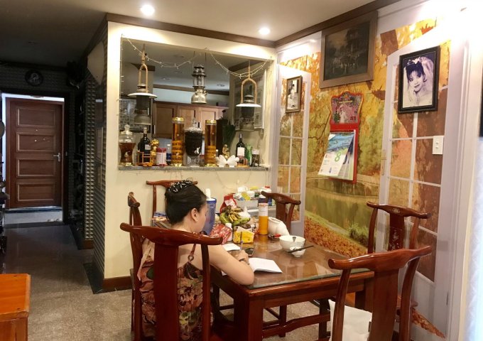 Chính chủ bán hoặc cho thuê căn hộ HAGL trung tâm thành phố Đà Nẵng, địa chỉ 72 Hàm Nghi, P. Thạc Gián, quận Thanh Khê