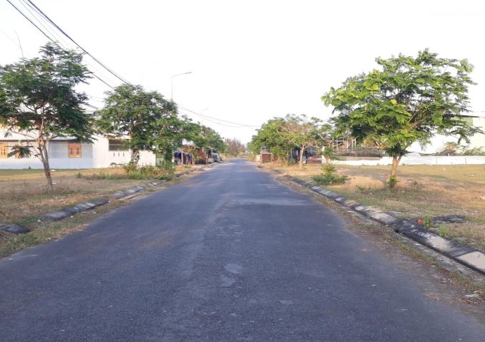 Bán đất khu đô thị số 9 Điện Ngọc, siêu phẩm, giá cực tốt mua ngay& luôn