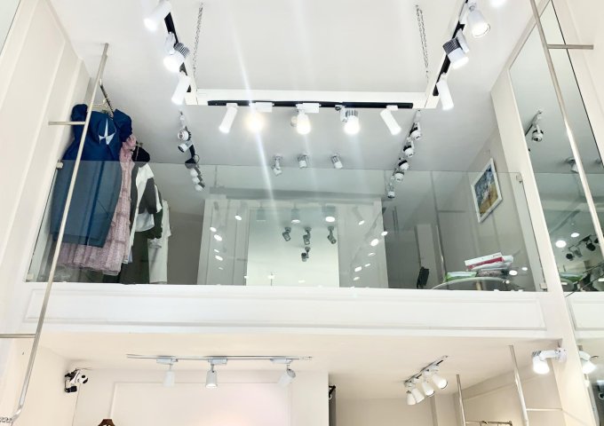 CHO THUÊ CHÍNH CHỦ CỬA HÀNG MẶT PHỐ TRÀNG THI, Q. HOÀN KIẾM