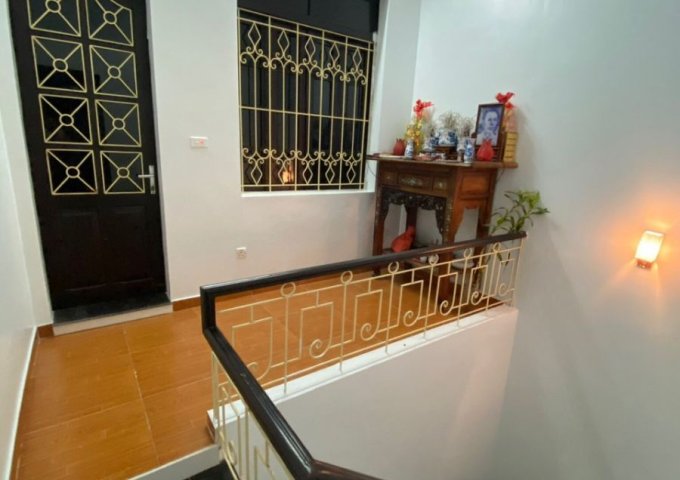 Chính chủ cho thuê nhà 4 tầng phố Khương Trung, Thanh Xuân, Hà Nội.