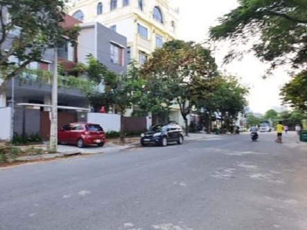 Chính chủ cần bán nhà 3 tầng mặt tiền Lê Đình Thám - Hải Châu- Đà Nẵng