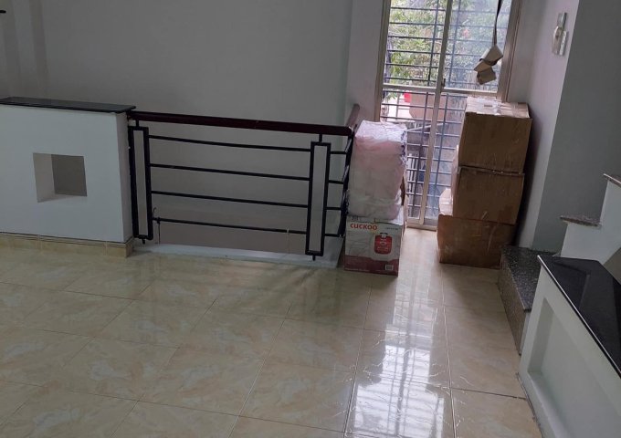 Bán Nhà Đường Vũ Tùng Gần Chợ Bà Chiểu,3PN, 26m2, Giá Chỉ 2.95 Tỷ