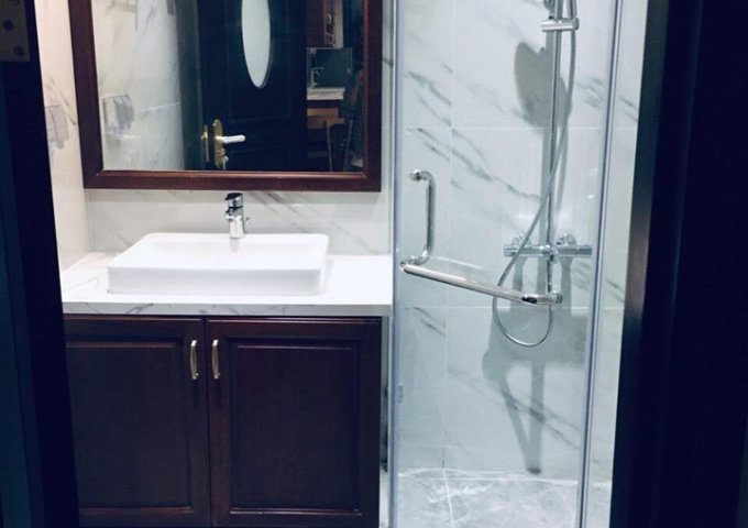 Cho thuê chung cư full đồ HC Golden City Bồ Đề Long Biên, 72m. Giá: 12 triệu. Lh: 0376692730