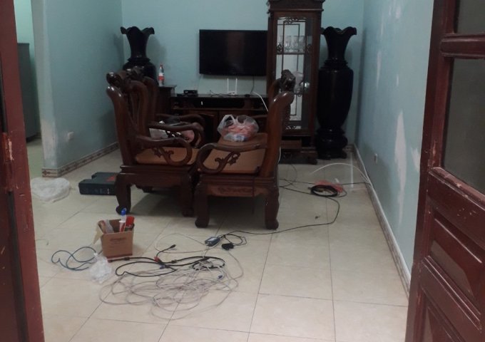 Chính chủ cho thuê nhà nguyên căn số 5, ngõ 240 Phố Định Công, phường Định Công, Hoàng Mai, Hà Nội.