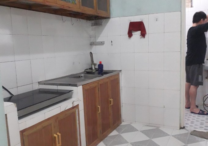 Chính chủ cho thuê nhà nguyên căn số 5, ngõ 240 Phố Định Công, phường Định Công, Hoàng Mai, Hà Nội.