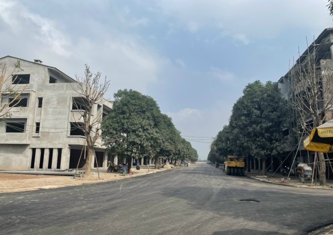 Cần bán biệt thự liền kề, đầu tư để ở