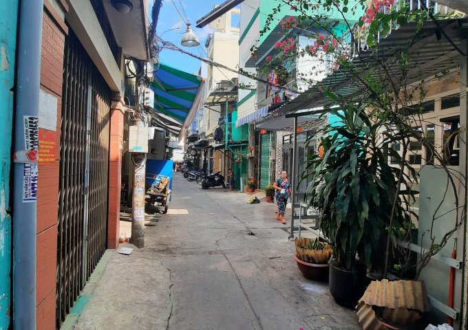 cần bán nhà đúc btct 4,7 tỷ 25m2 4 lầu hà tôn quyền, p15, q.5, tphcm