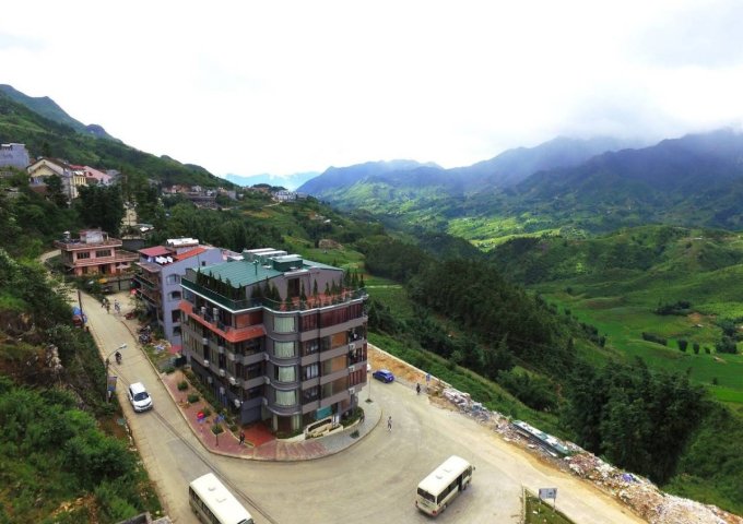 Bán khách sạn 3 mặt tiền 2100m2 - 42 phòng Đường Violet Sapa view Săn Mây Thung Lũng Mường Hoa - LH: 0968317195