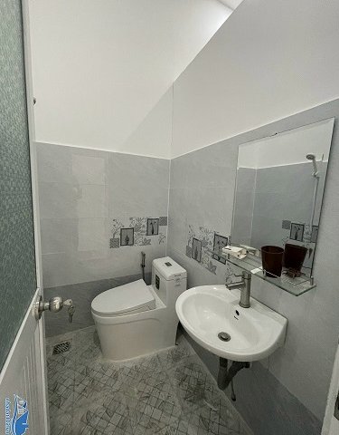 Bán nhà hẻm 76 Sư Vạn Hạnh, phường An Bình, Tp Rạch Giá, Tỉnh Kiên Giang.