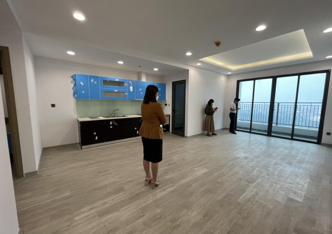 Cho thuê căn hộ chung cư One 18 Ngọc Lâm , Long Biên. 80m. 2 ngủ Giá: 11.5 triệu/ tháng. Lh: 0376692730