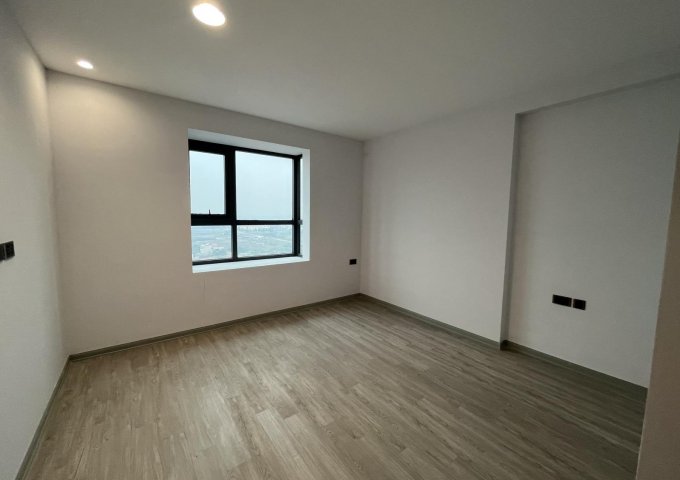 Cho thuê căn hộ chung cư One 18 Ngọc Lâm , Long Biên. 80m. 2 ngủ Giá: 11.5 triệu/ tháng. Lh: 0376692730